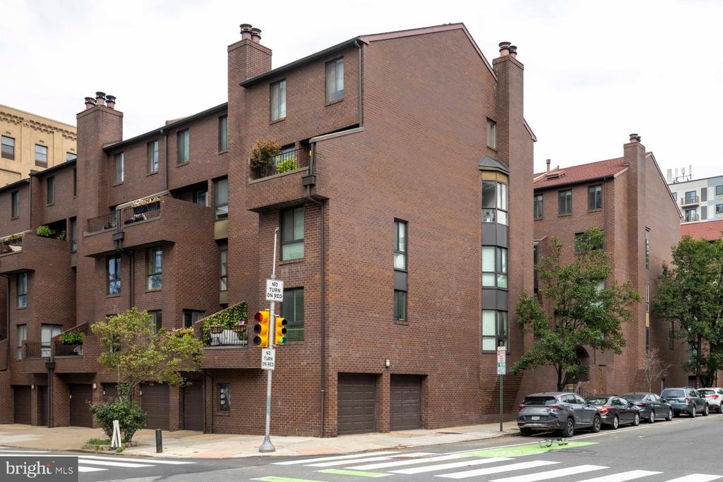 100 N 22ND STREET Unit: 102