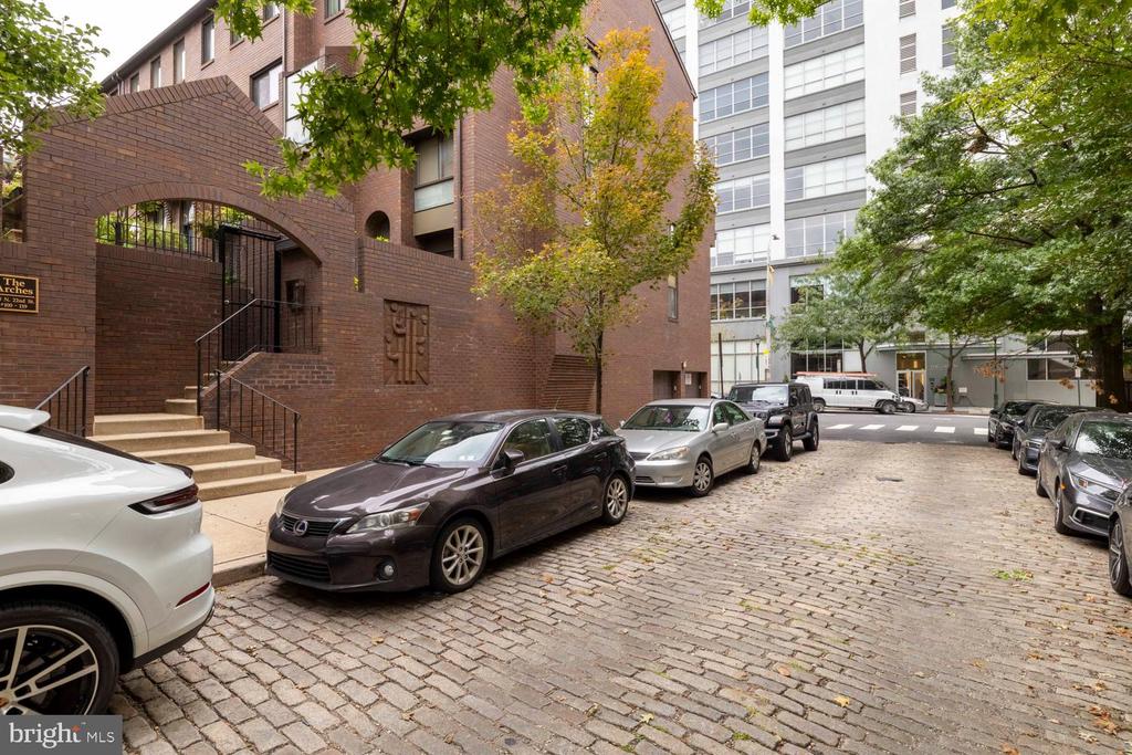100 N 22ND STREET Unit: 102