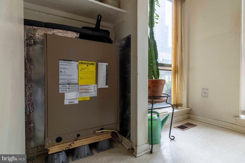 100 N 22ND STREET Unit: 102