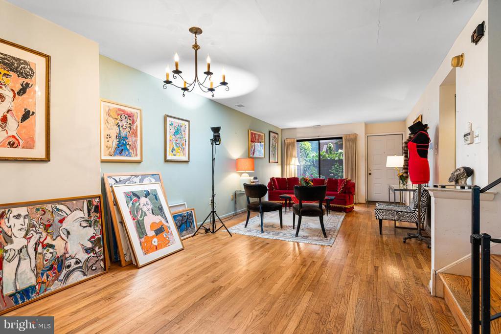 100 N 22ND STREET Unit: 102