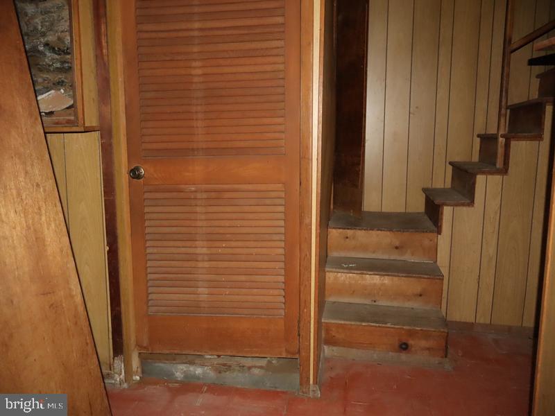 2012 W SPENCER STREET