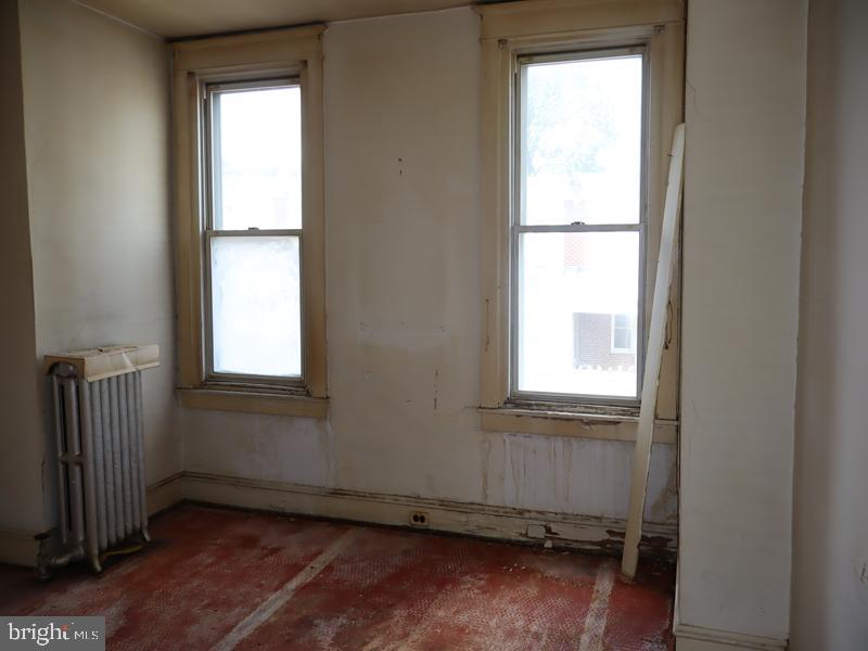 2012 W SPENCER STREET