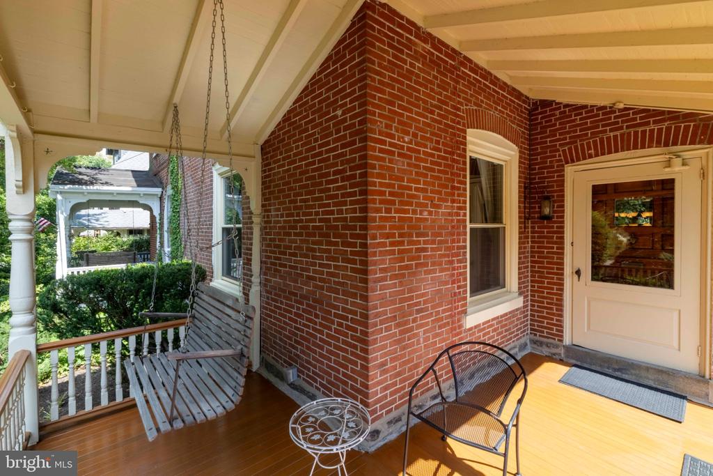 418 W PRICE STREET