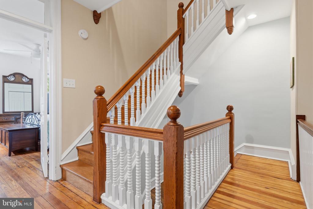418 W PRICE STREET