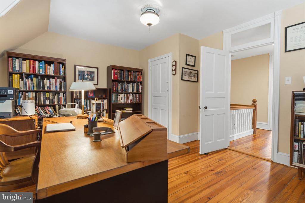 418 W PRICE STREET