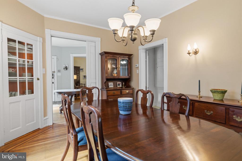 418 W PRICE STREET