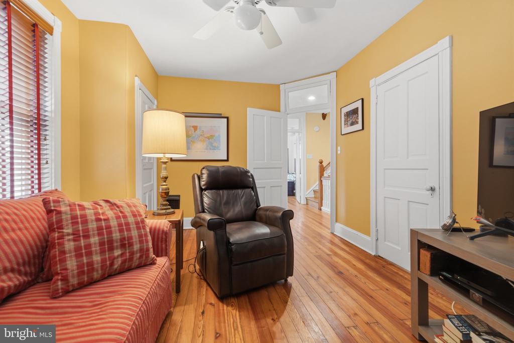 418 W PRICE STREET