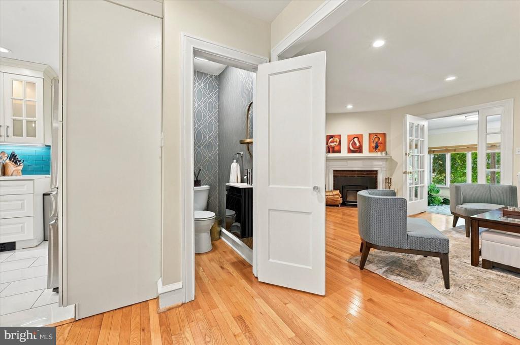 328 GLEN ECHO ROAD