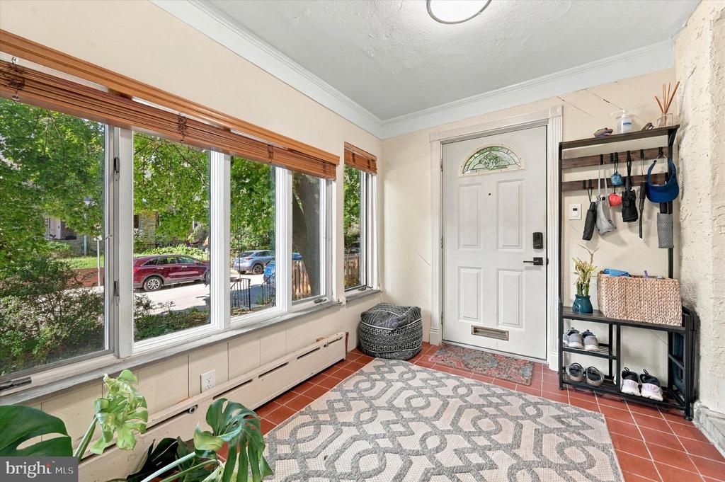 328 GLEN ECHO ROAD