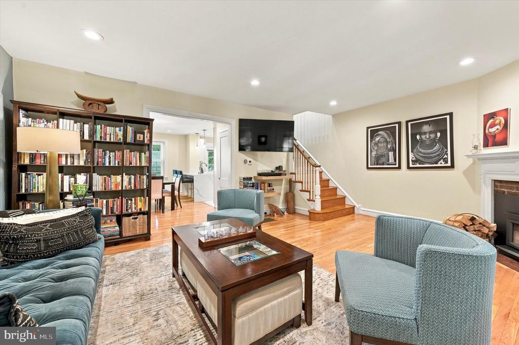 328 GLEN ECHO ROAD