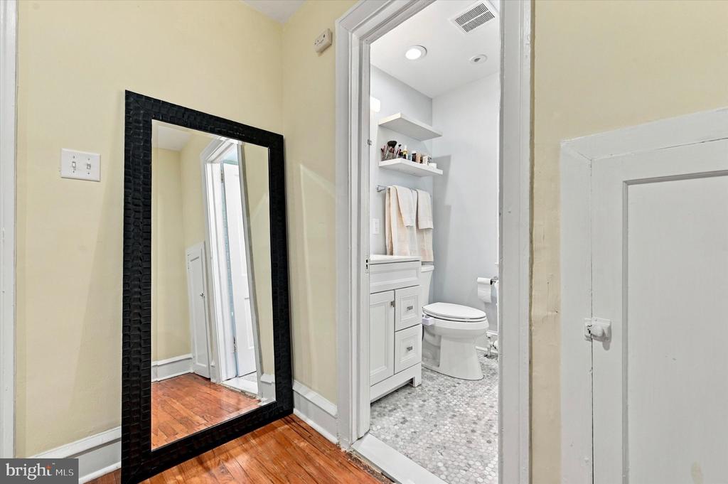 328 GLEN ECHO ROAD