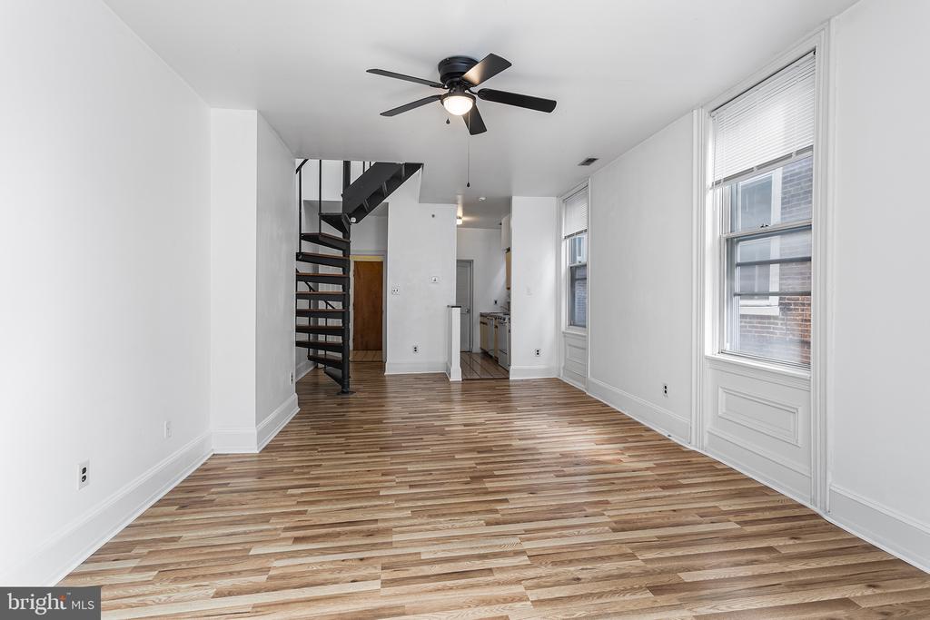 2826 POPLAR STREET Unit: 2R