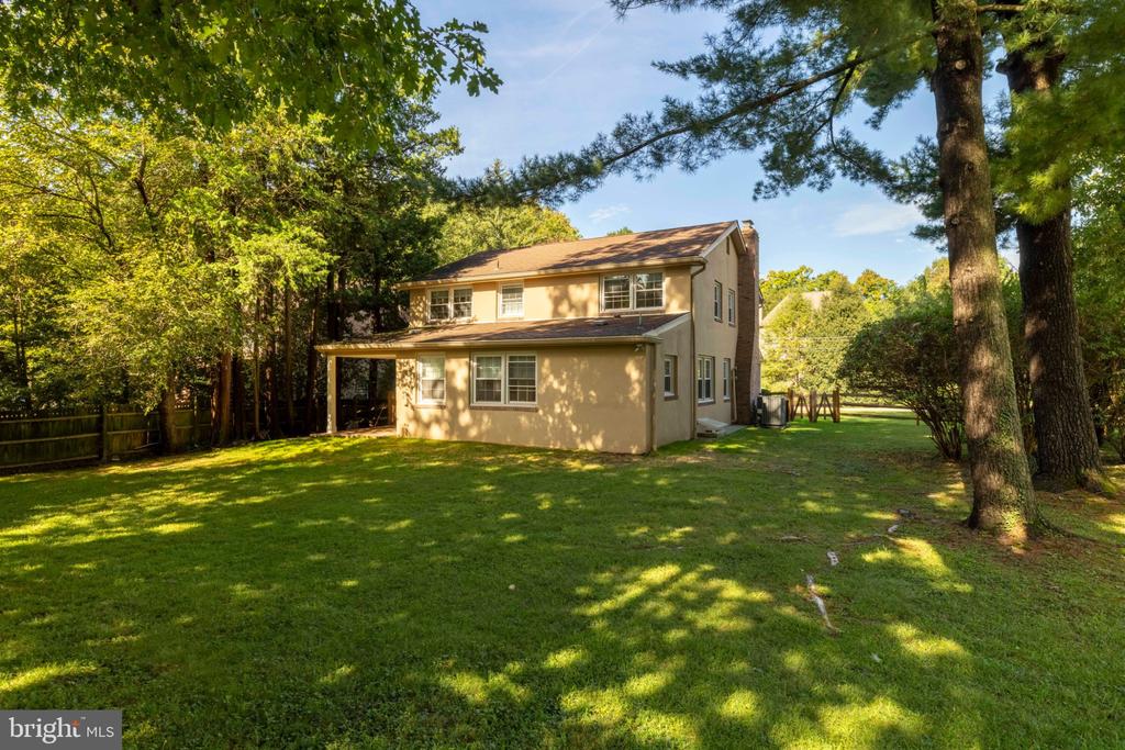 8113 WINSTON ROAD