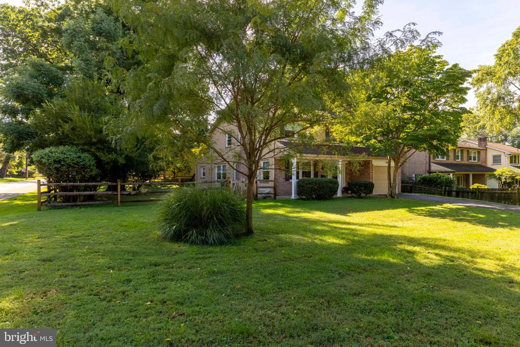 8113 WINSTON ROAD