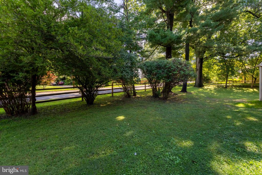 8113 WINSTON ROAD