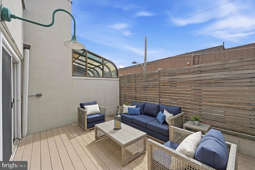 2014 NAUDAIN STREET