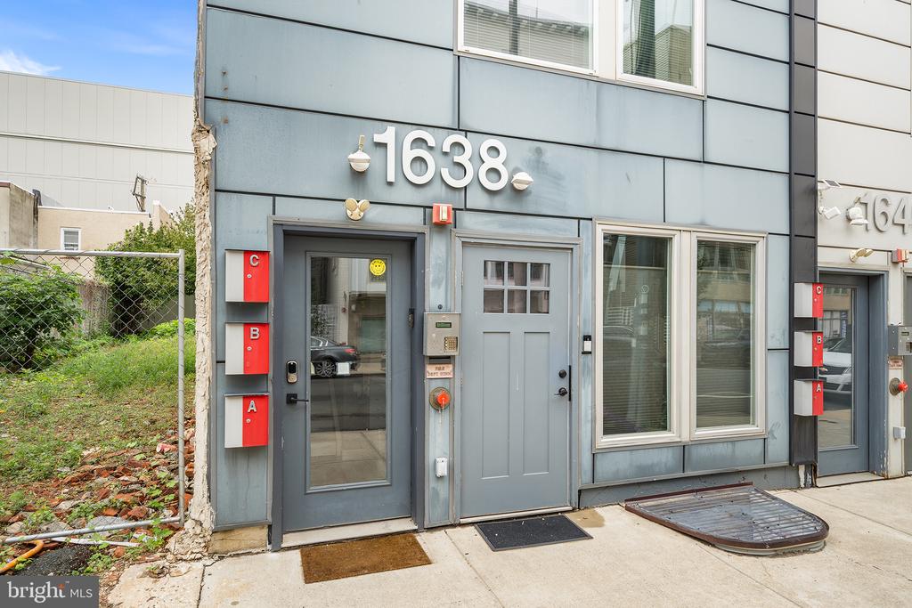 1638 N 2ND STREET Unit: 3