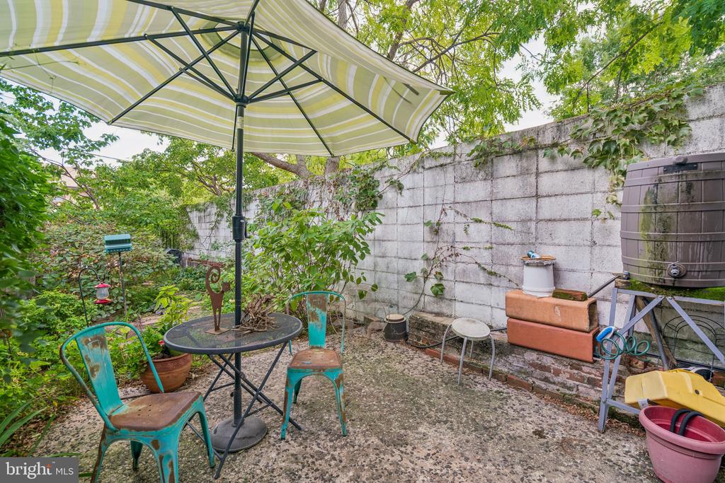 1323 N 4TH STREET