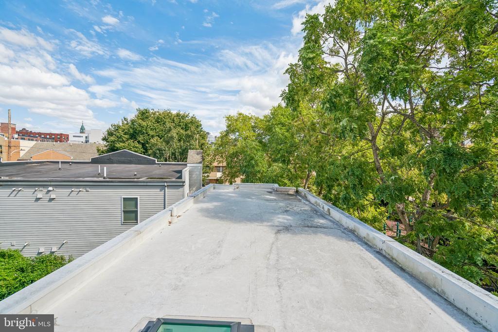 1323 N 4TH STREET
