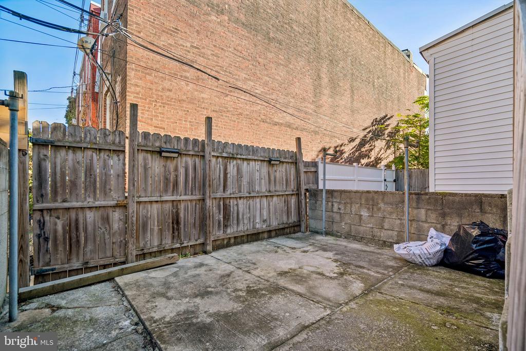 5307 WALNUT STREET