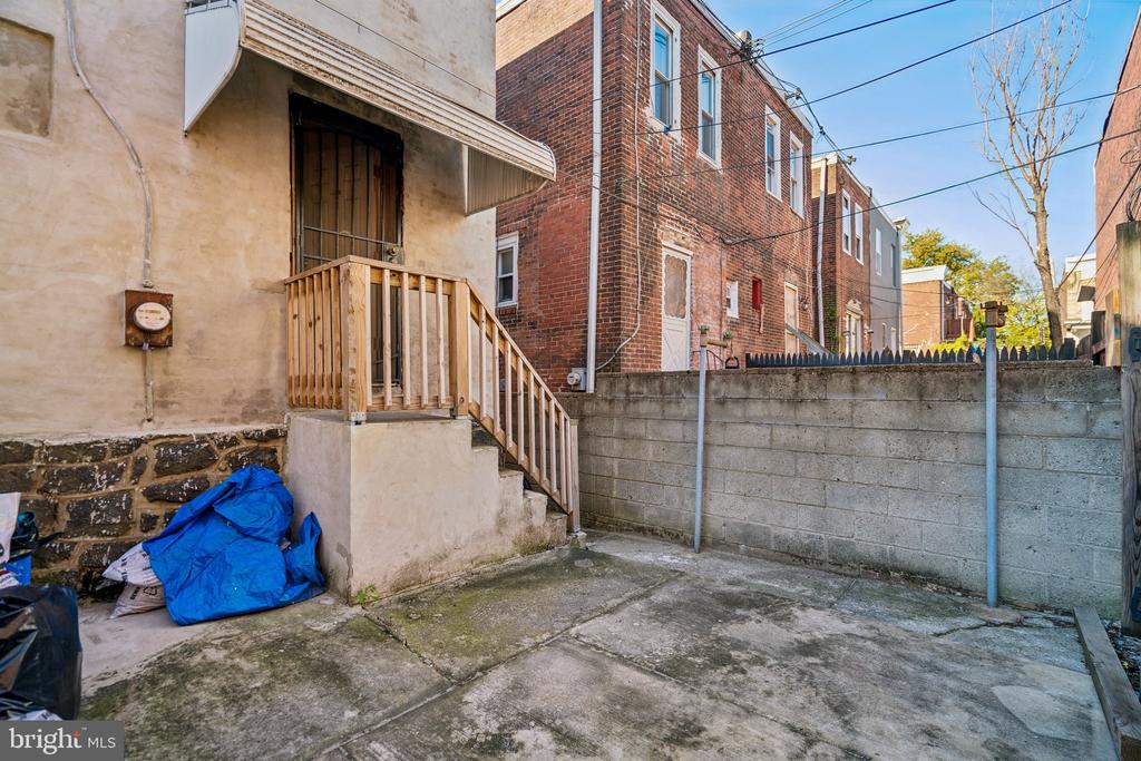 5307 WALNUT STREET