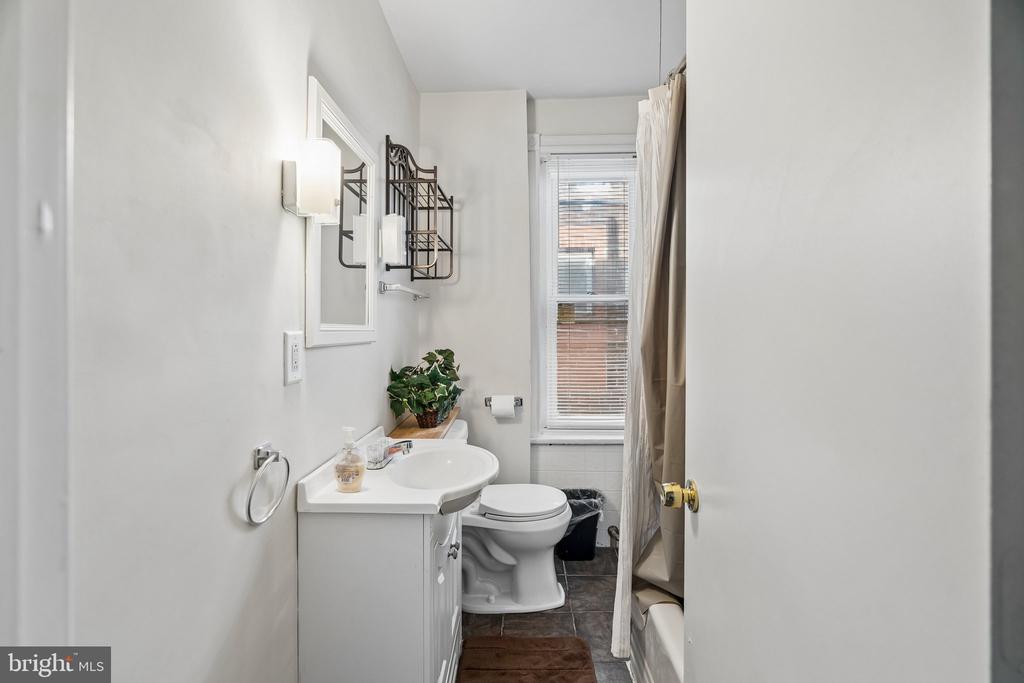 5307 WALNUT STREET