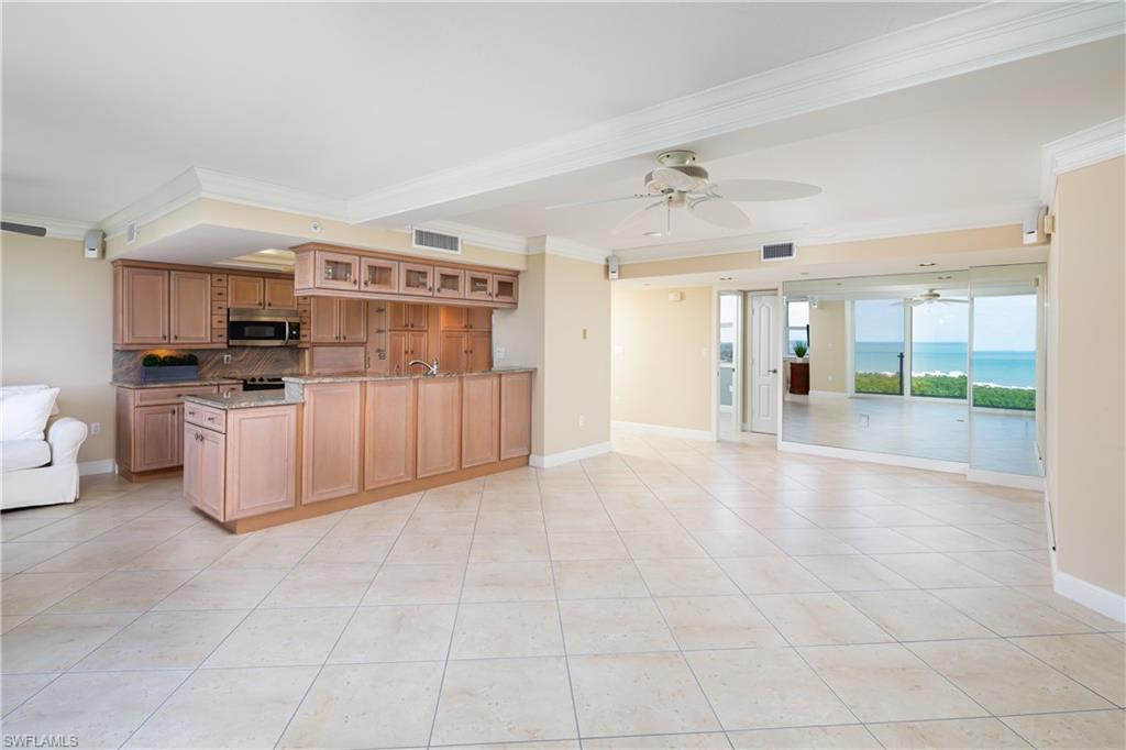 6101 Pelican Bay BLVD # 1404