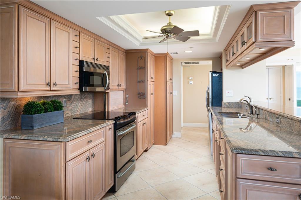 6101 Pelican Bay BLVD # 1404