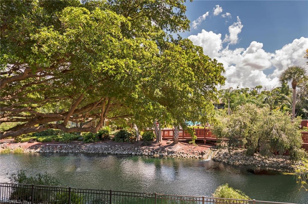 600 Neapolitan WAY # 208