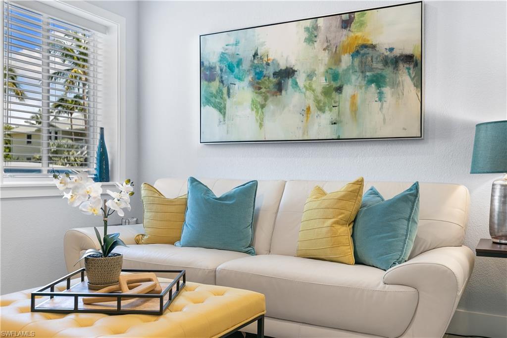 175 5th AVE S Unit: 3 (104)