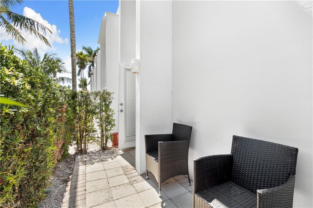 175 5th AVE S Unit: 3 (104)
