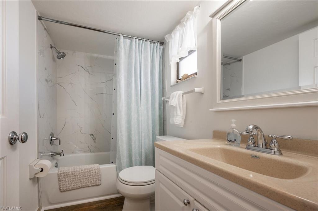 600 Neapolitan WAY # 205