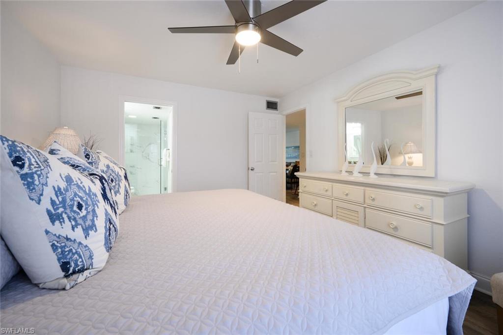 600 Neapolitan WAY # 205