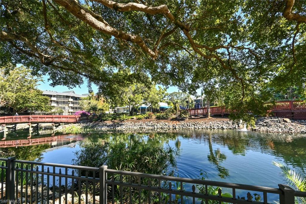 600 Neapolitan WAY # 205