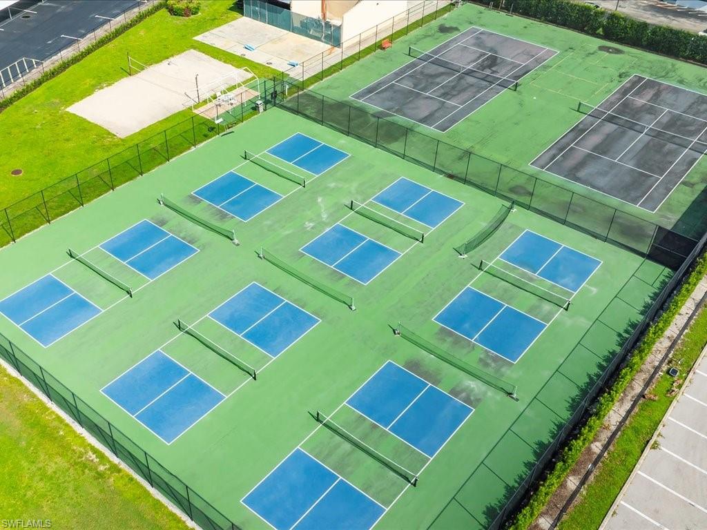 600 Neapolitan WAY # 225