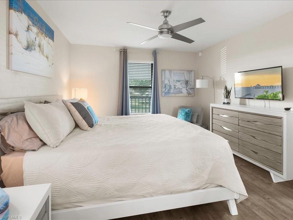 600 Neapolitan WAY # 225