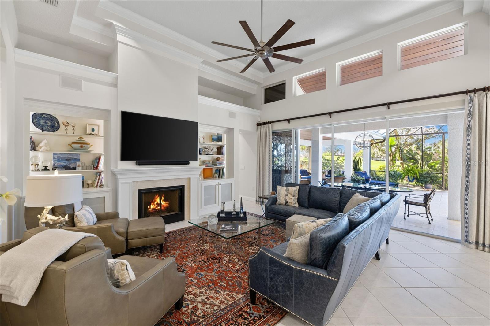 2546 TOM MORRIS DR