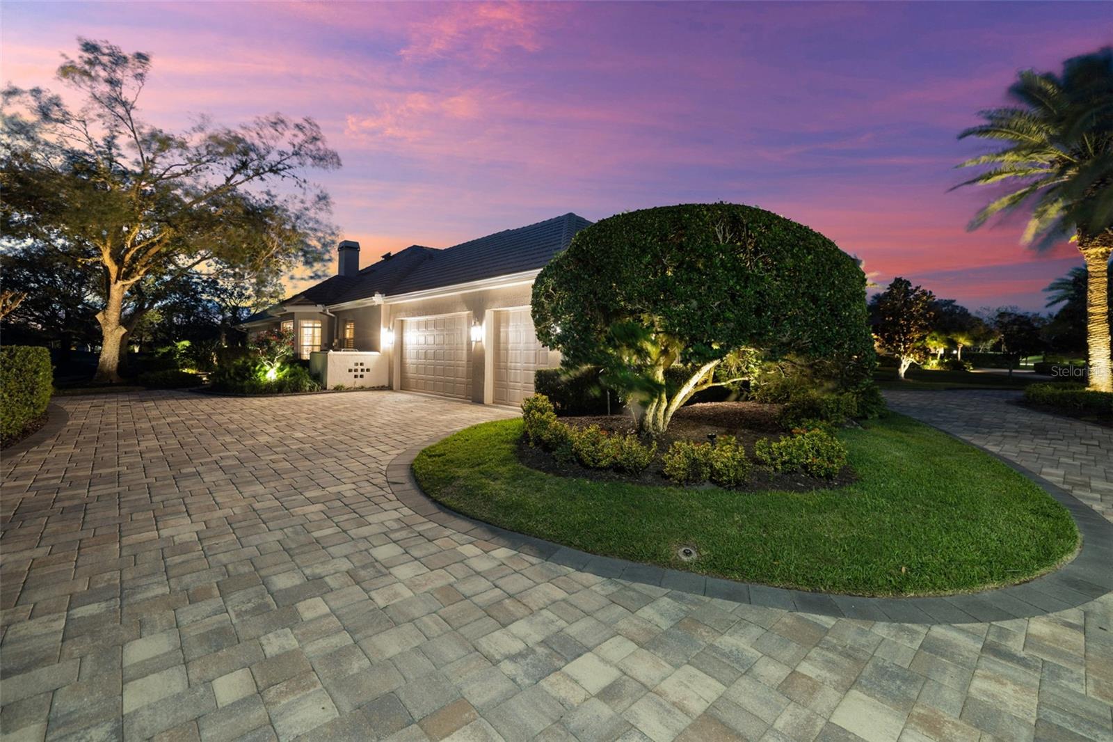 2546 TOM MORRIS DR