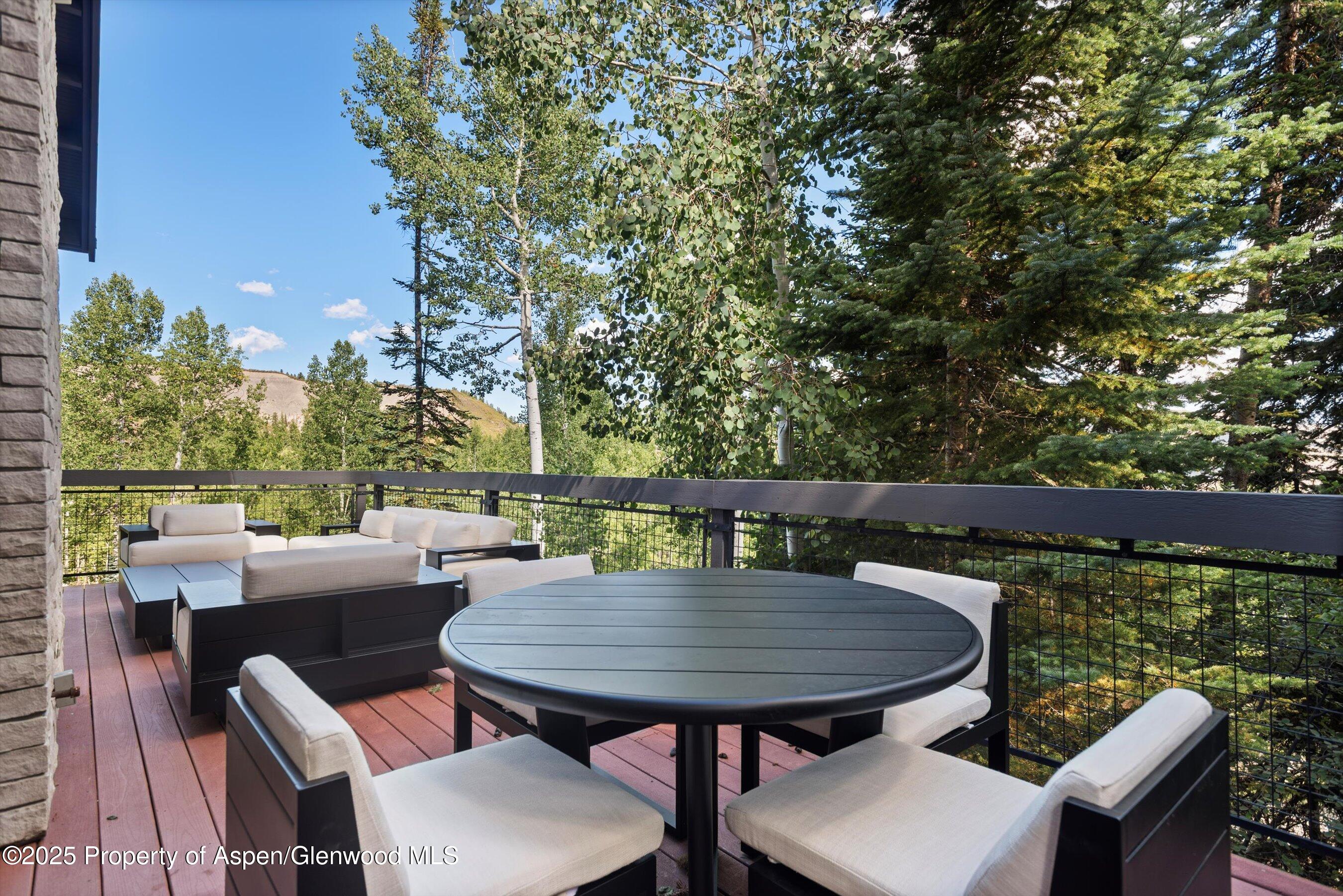 32 Elk Ridge Lane