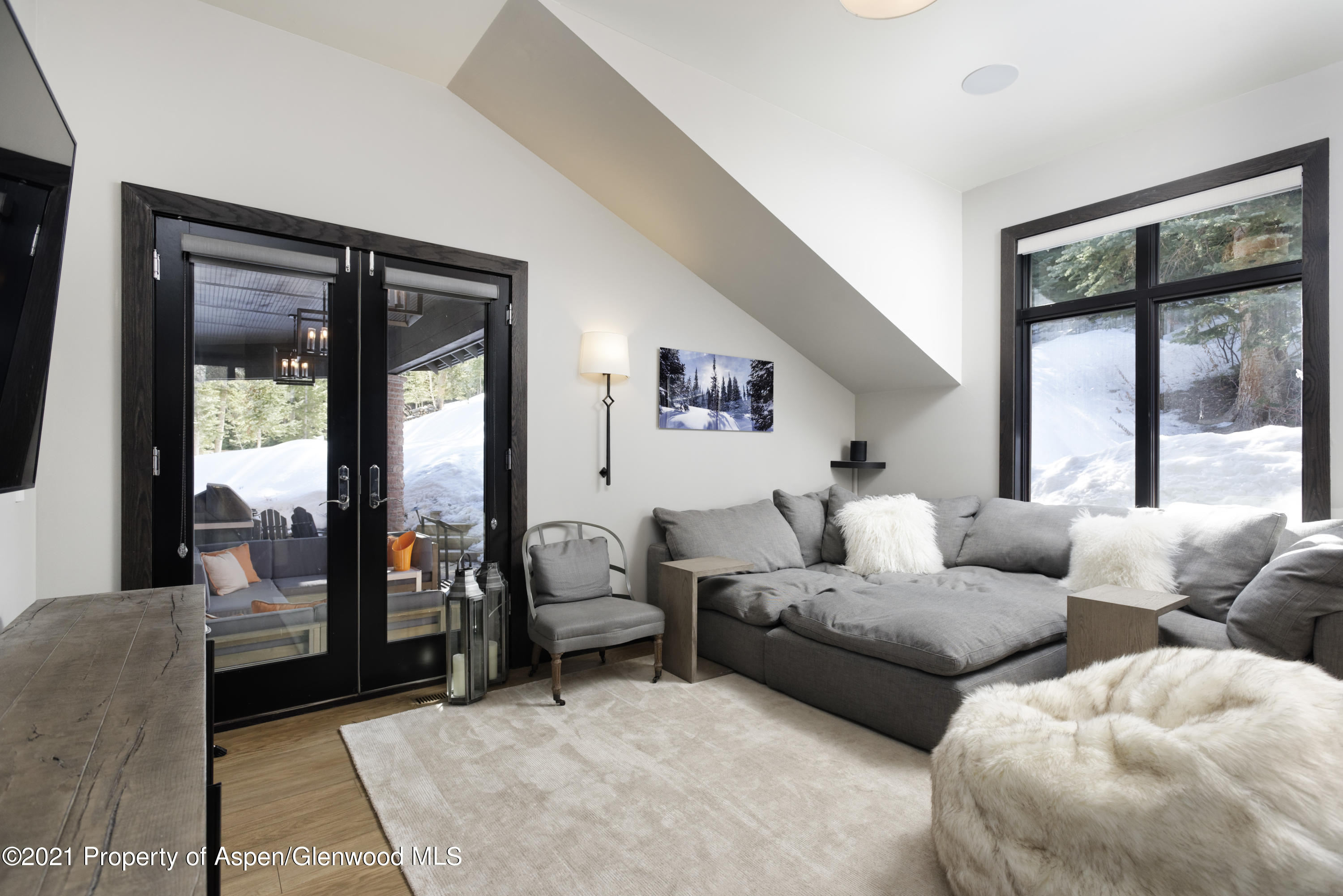 32 Elk Ridge Lane