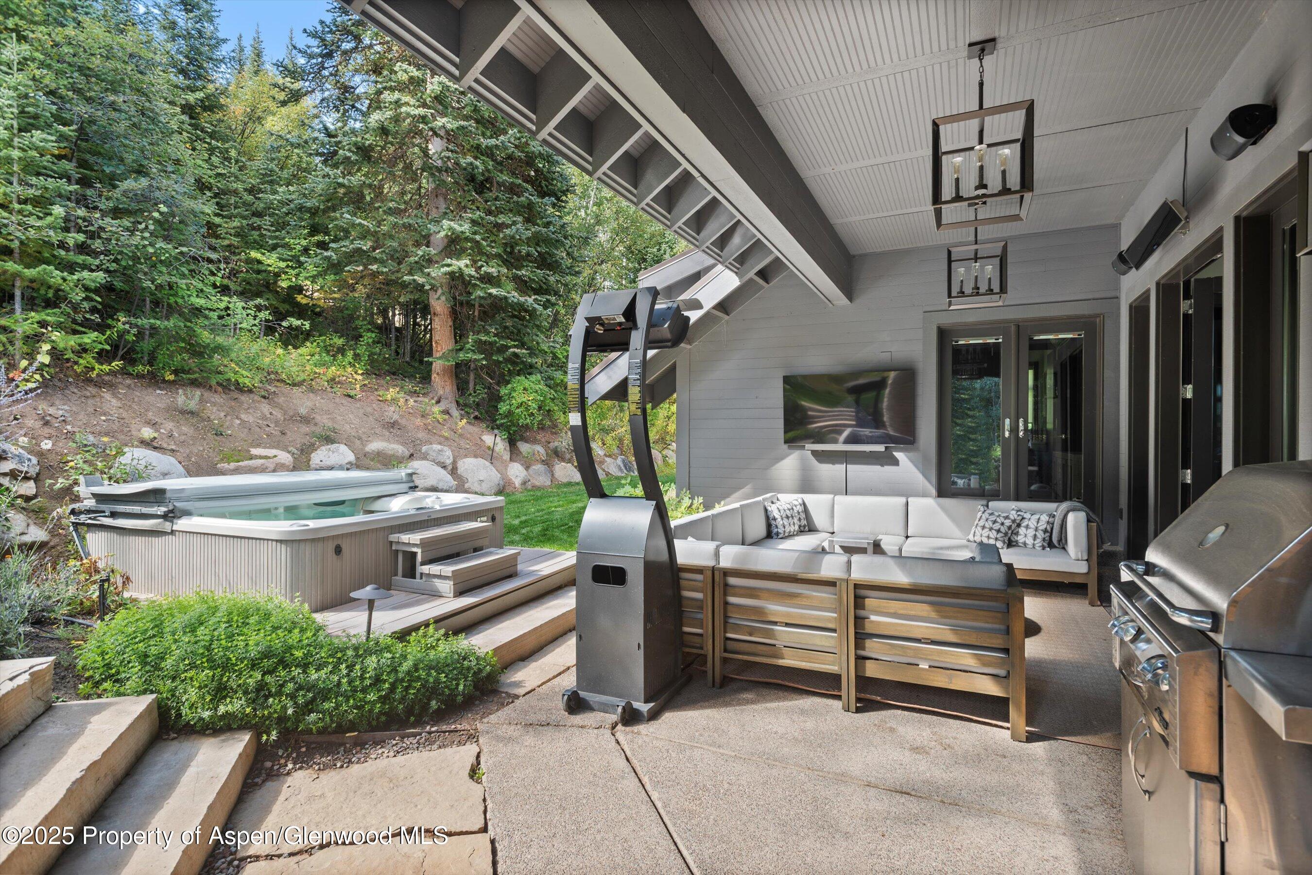32 Elk Ridge Lane