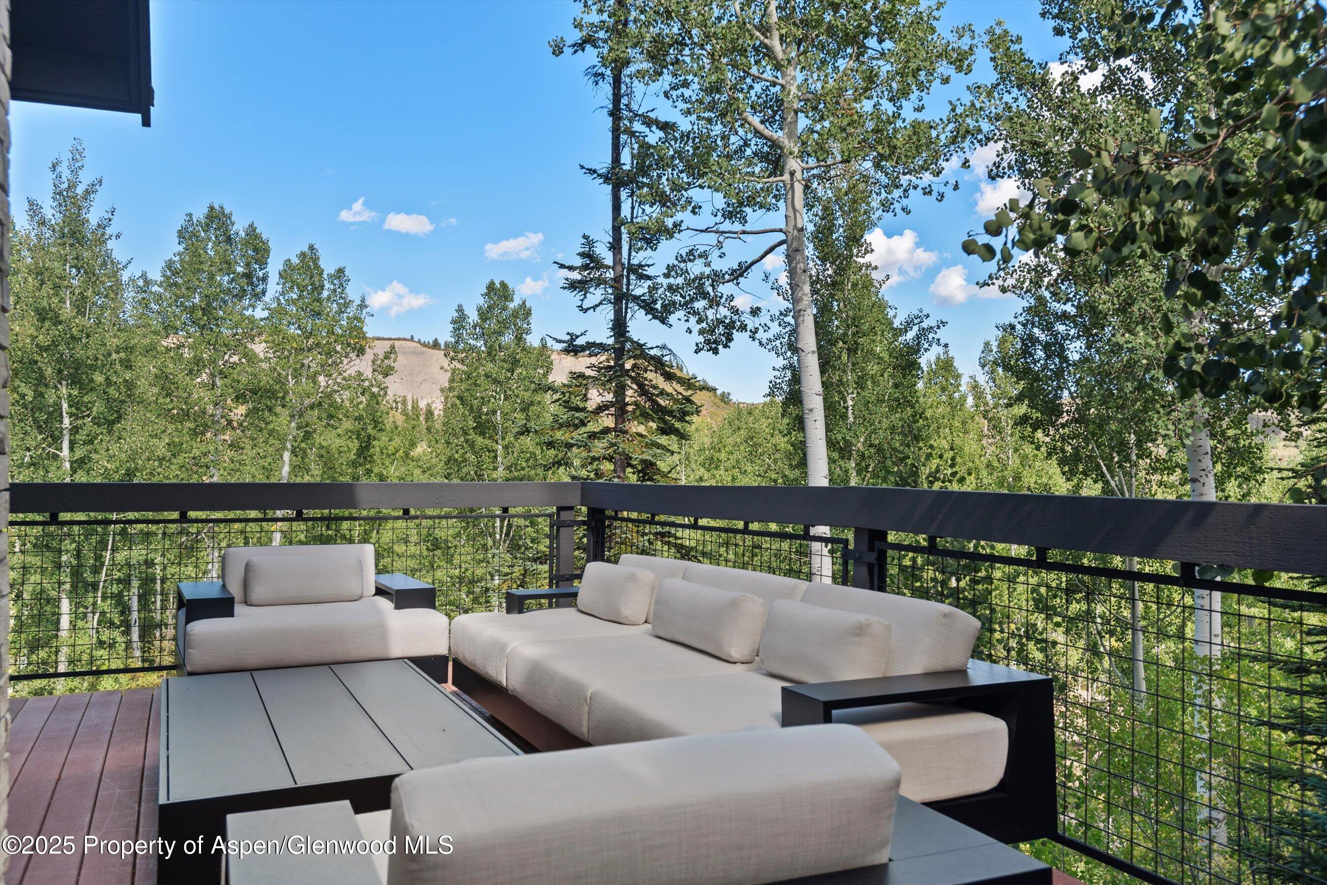 32 Elk Ridge Lane