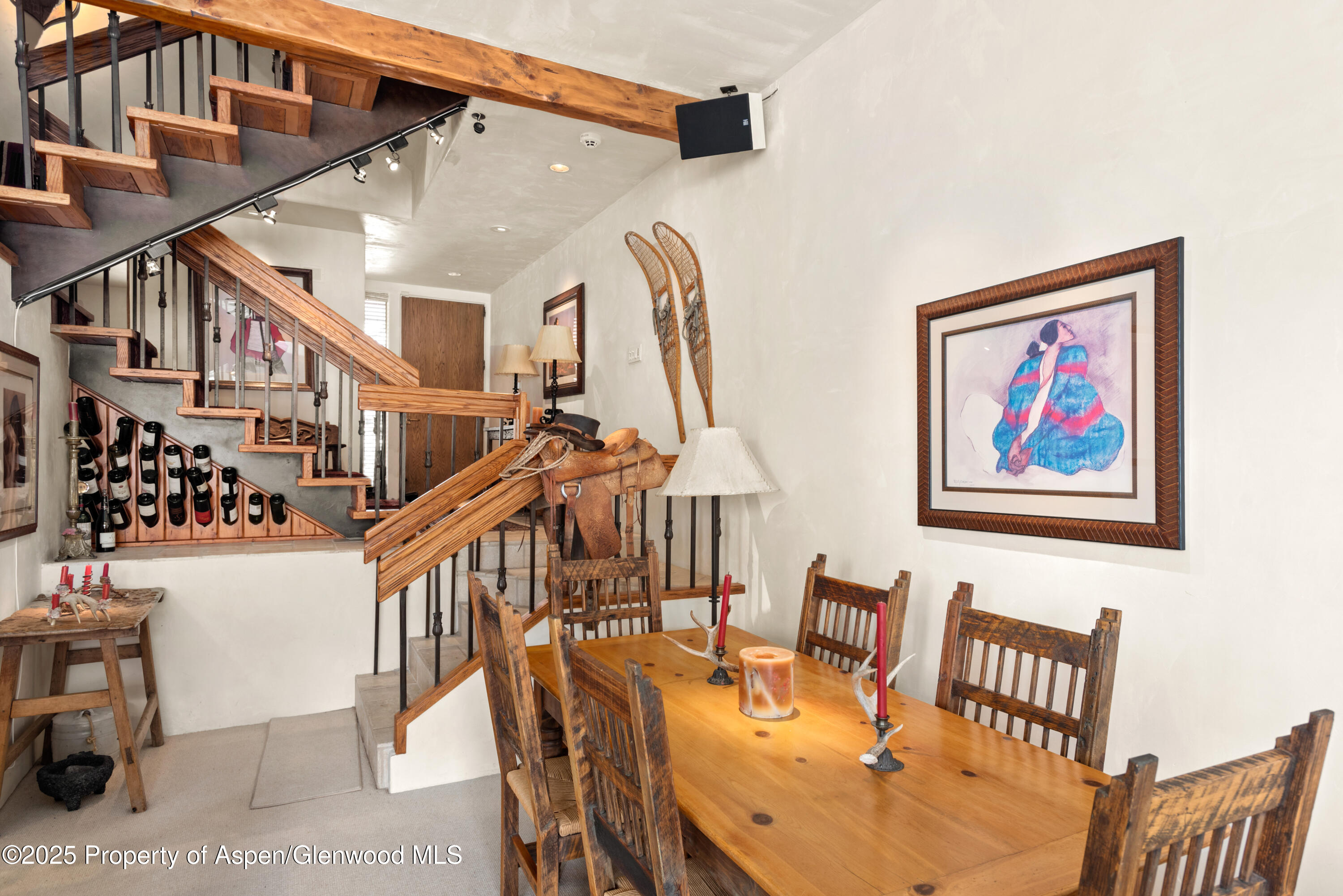 155 Lone Pine Road, 5