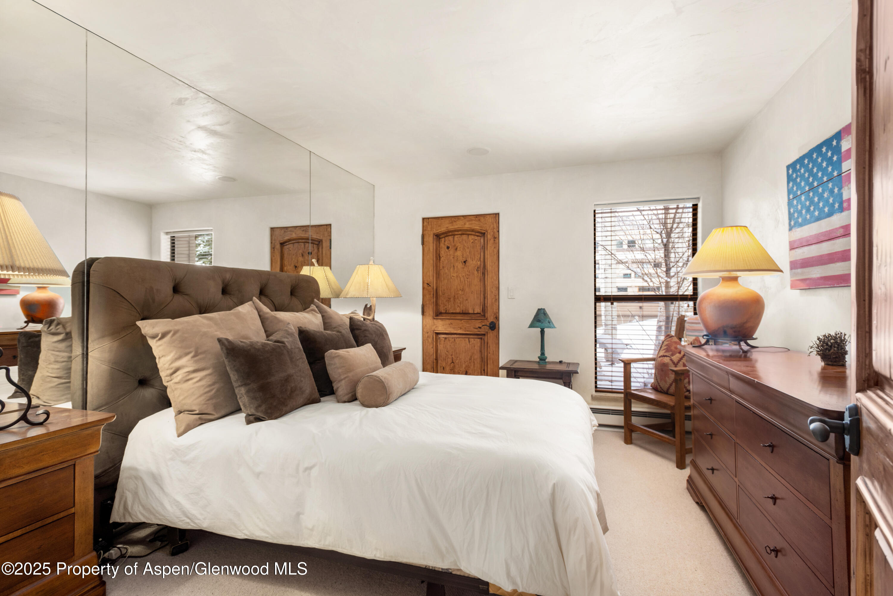 155 Lone Pine Road, 5