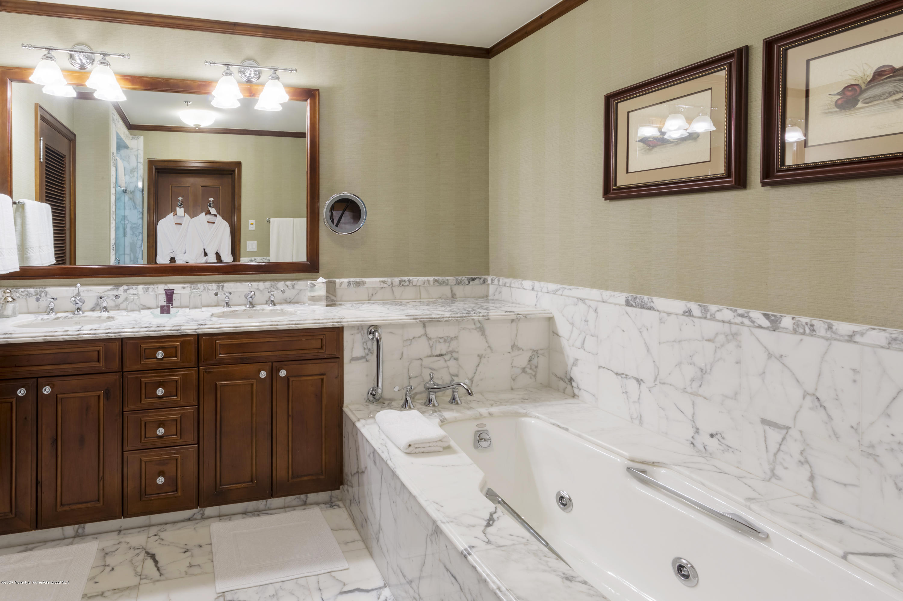 0197 Prospector Road, Unit 2309-12