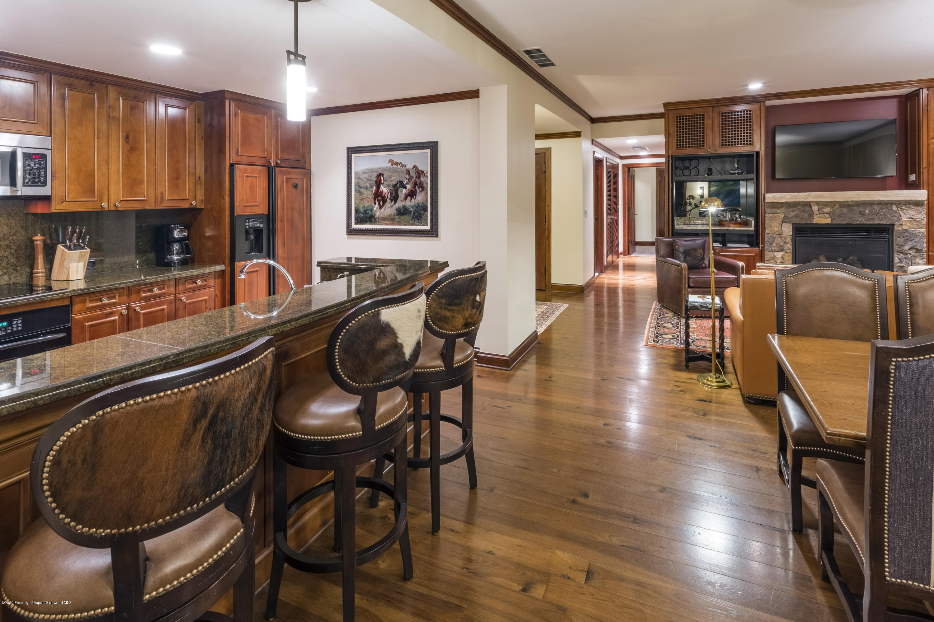 0197 Prospector Road, Unit 2309-12