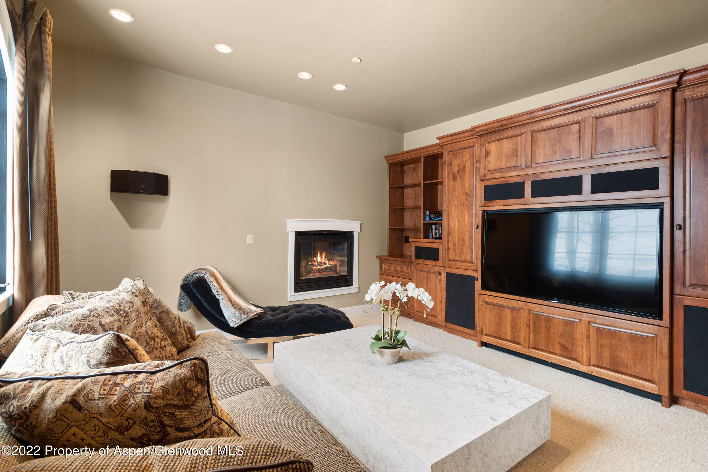 2908 Juniper Hill Drive