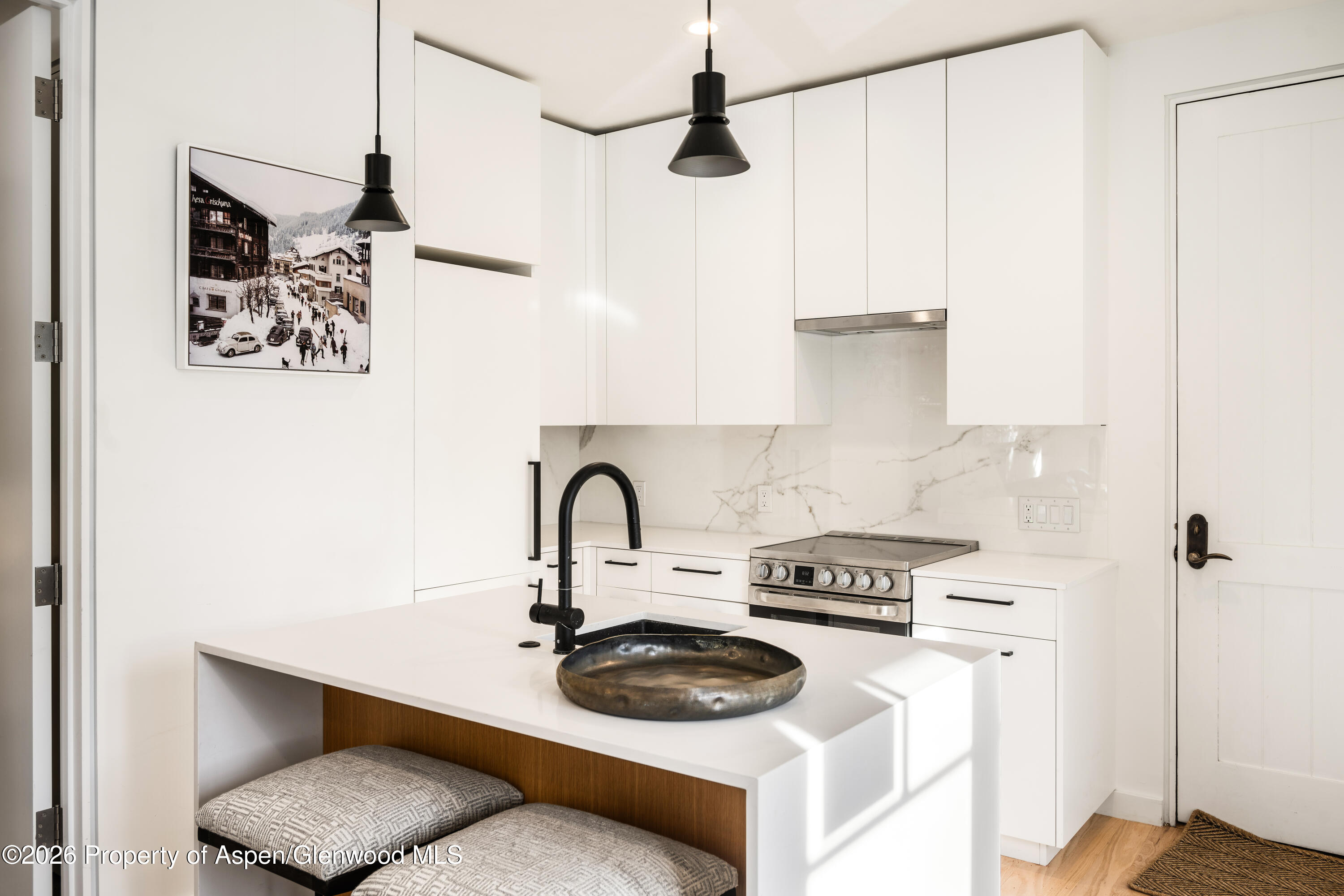 501 W Main Street A101