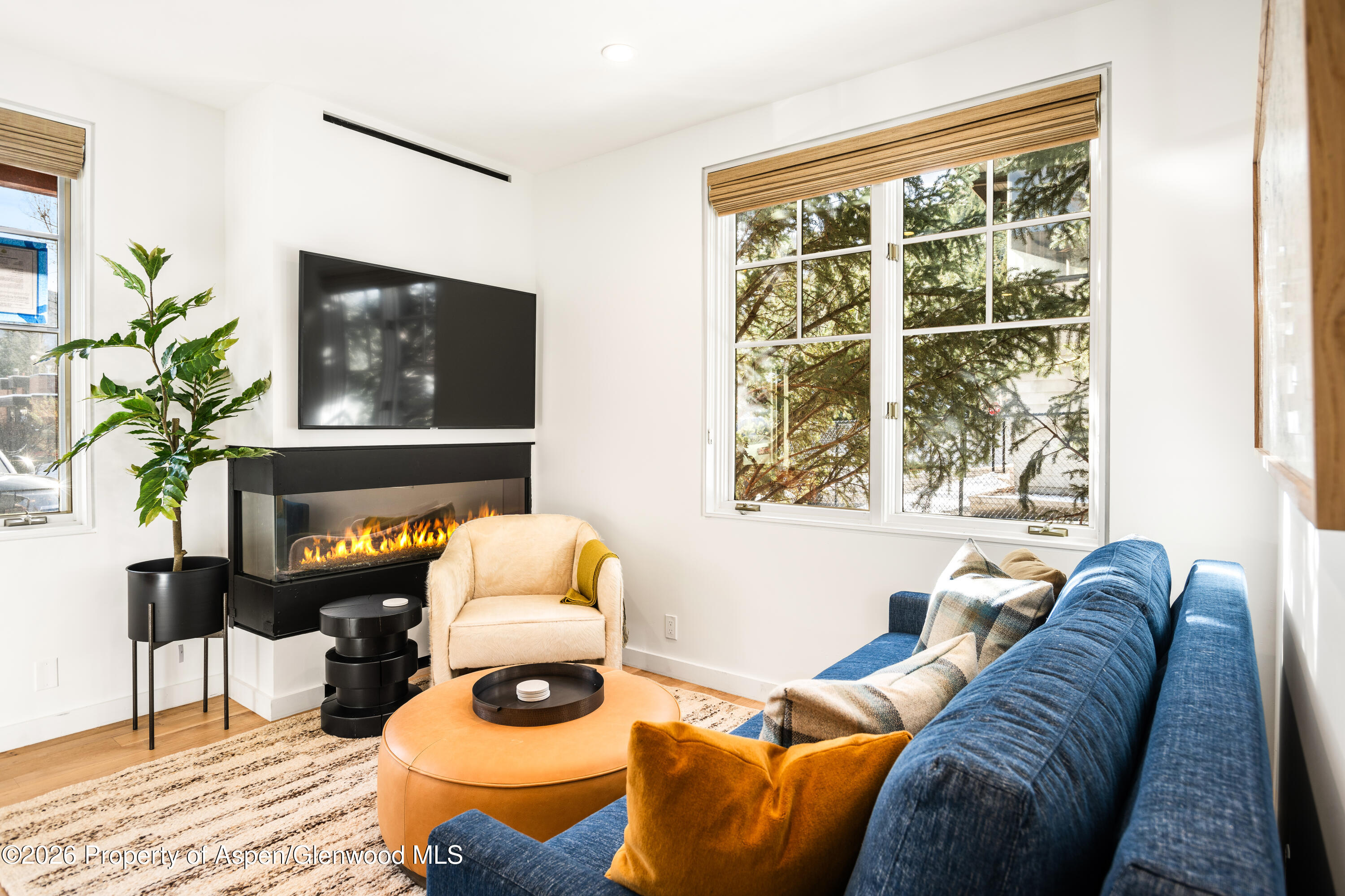 501 W Main Street A101