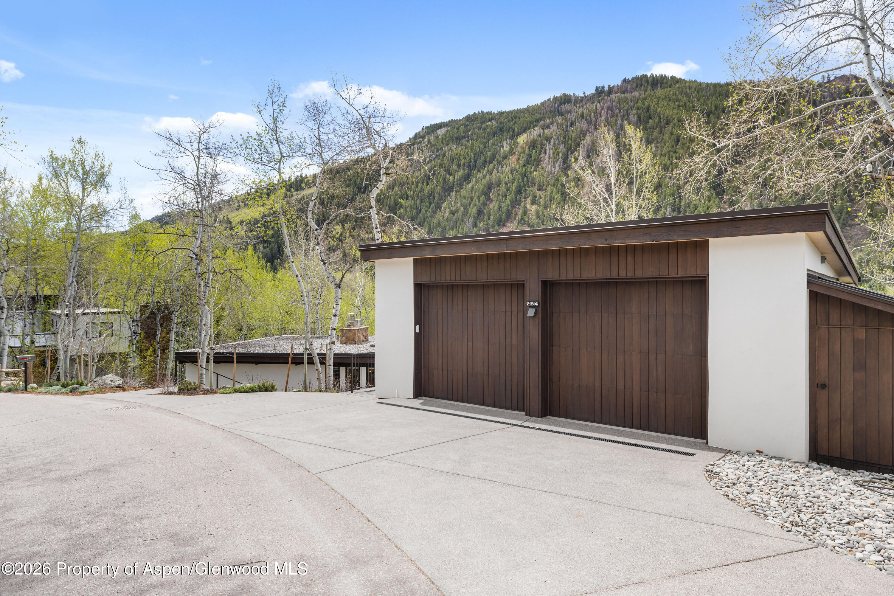 284 Eastwood Drive